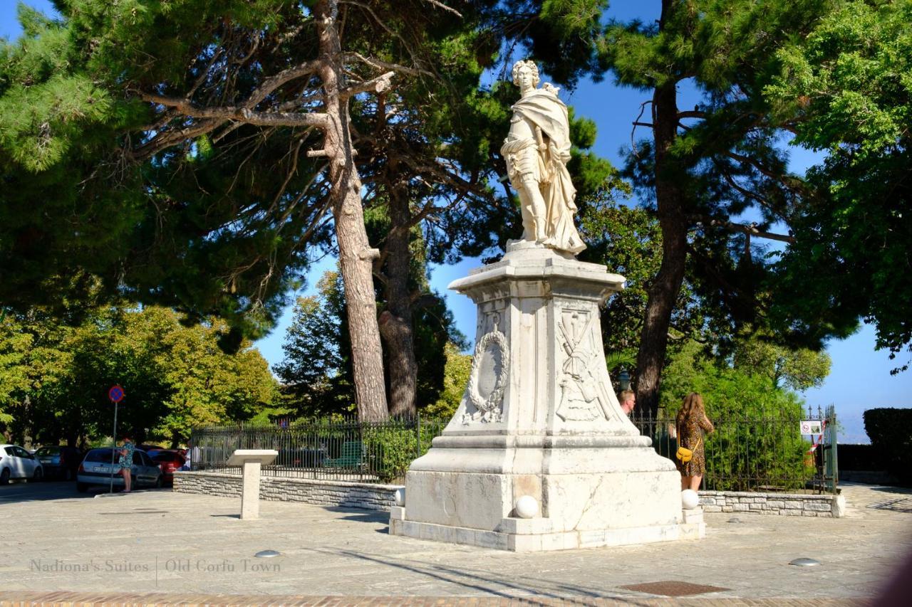 Old Town Gem - Elegant Guilford Apartment Corfu  Buitenkant foto