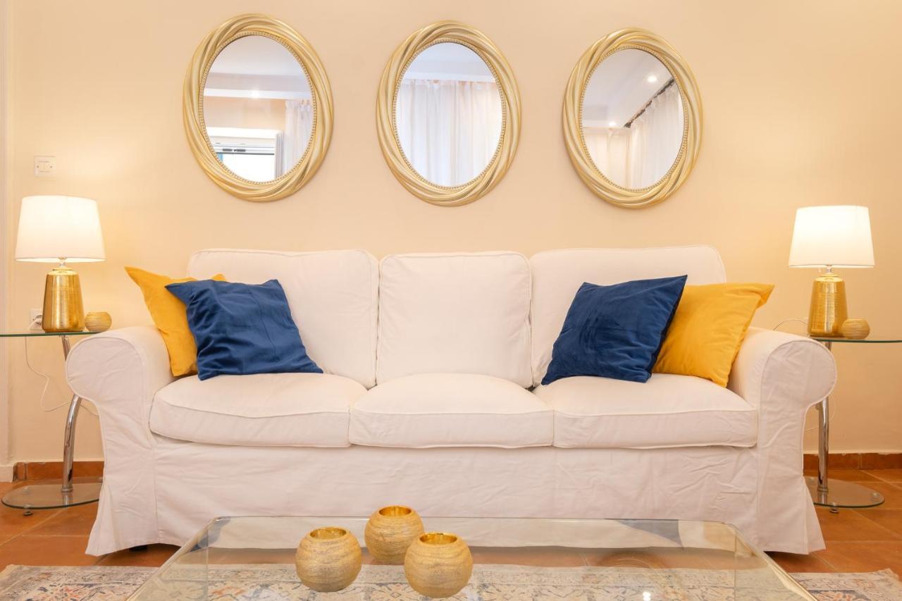 Old Town Gem - Elegant Guilford Apartment Corfu  Buitenkant foto